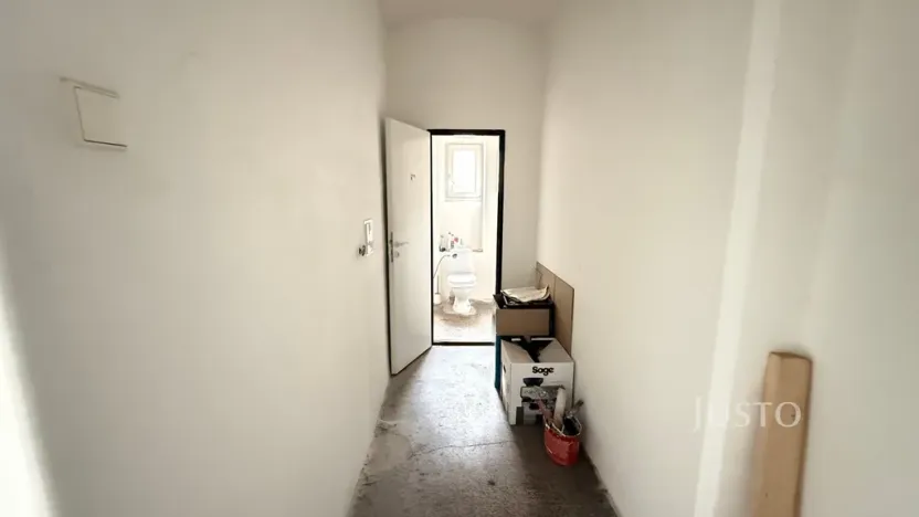 Pronájem kanceláře, Děčín, Prokopa Holého, 56 m2