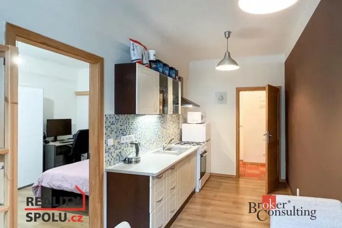 Pronájem bytu 1+1, Plzeň - Východní Předměstí, Koterovská, 37 m2