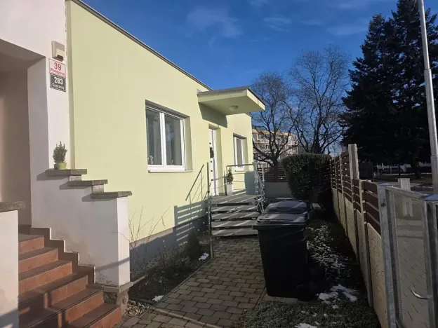 Pronájem rodinného domu, Brno, Pompova, 90 m2
