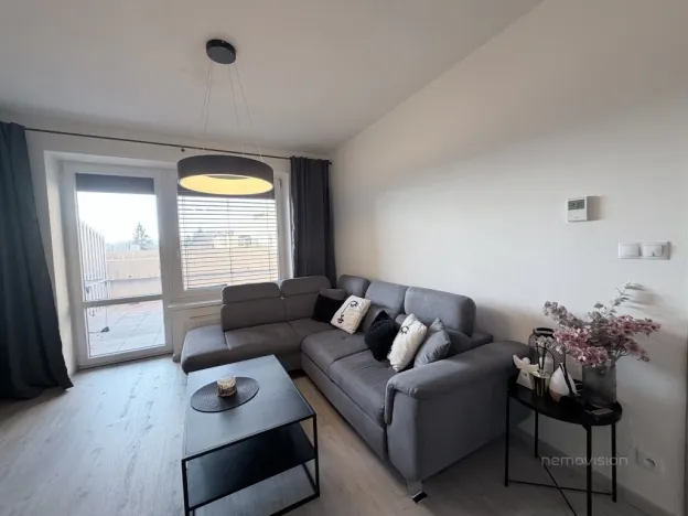 Pronájem bytu 2+kk, Brno - Žebětín, Chvalovka, 44 m2