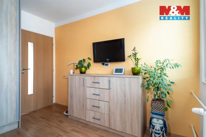 Prodej bytu 3+kk, Pardubice - Polabiny, Družstevní, 54 m2