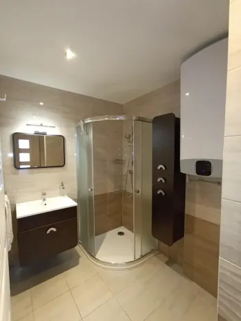 Pronájem bytu 2+1, Kopřivnice, K. Čapka, 61 m2