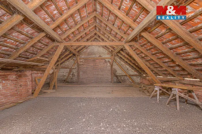 Prodej rodinného domu, Okřesaneč, 105 m2