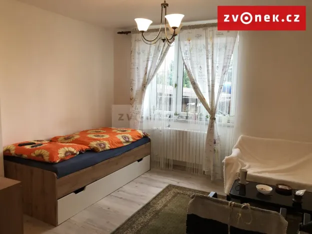 Pronájem bytu 1+kk, Zlín - Prštné, Svat. Čecha, 28 m2
