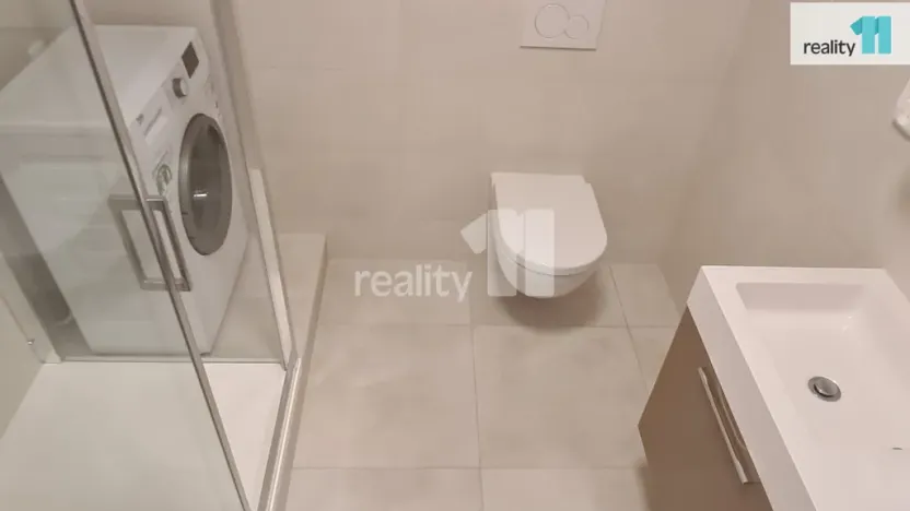 Pronájem bytu 1+kk, Jesenice, Příčná II., 33 m2