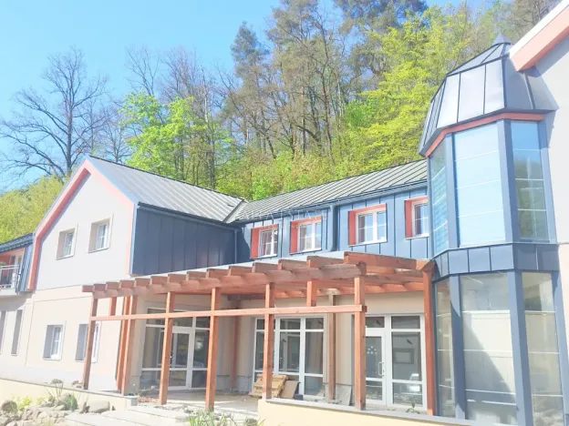 Pronájem bytu 1+1, Dalovice, Pod Parkem, 40 m2