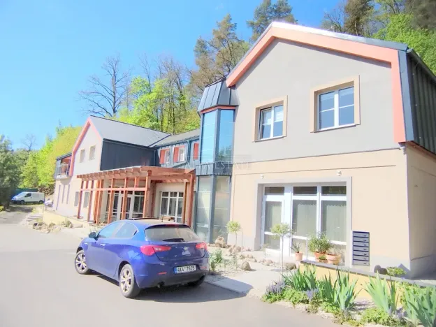 Pronájem bytu 1+1, Dalovice, Pod Parkem, 40 m2