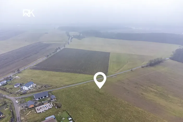 Prodej pozemku pro bydlení, Uhersko, 944 m2