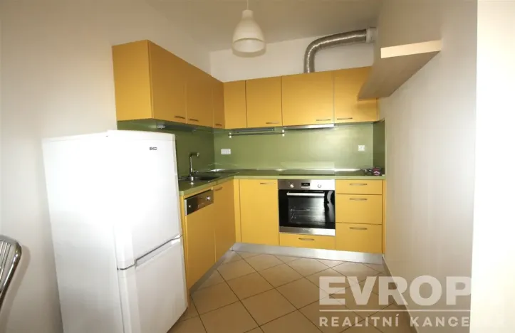 Pronájem bytu 2+kk, Praha - Hloubětín, Nademlejnská, 54 m2