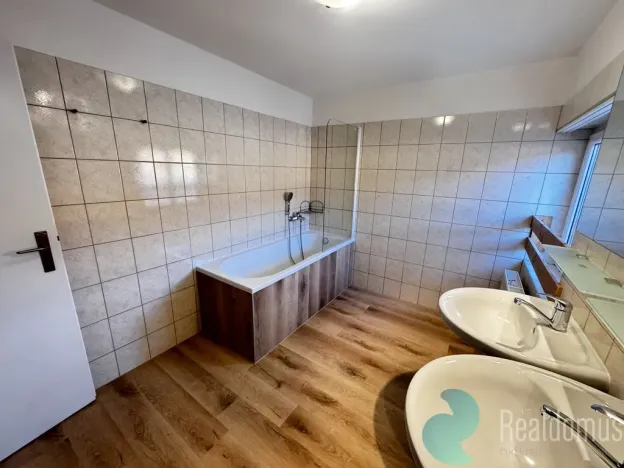 Pronájem bytu 2+kk, České Budějovice, Jírovcova, 68 m2