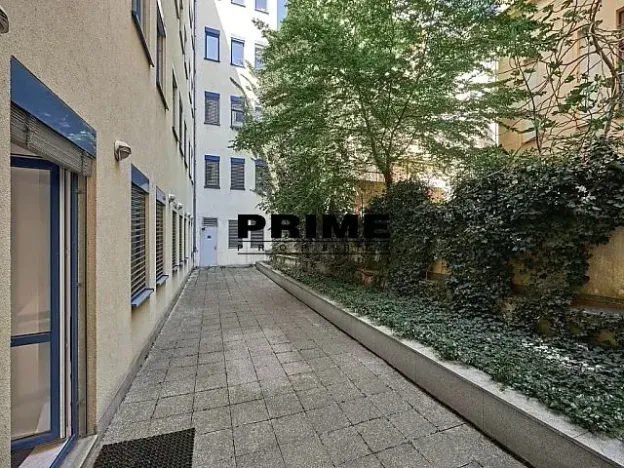 Pronájem kanceláře, Praha - Nové Město, Klimentská, 78 m2