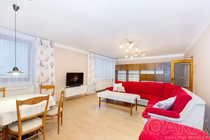 Pronájem rodinného domu, Opařany, 147 m2