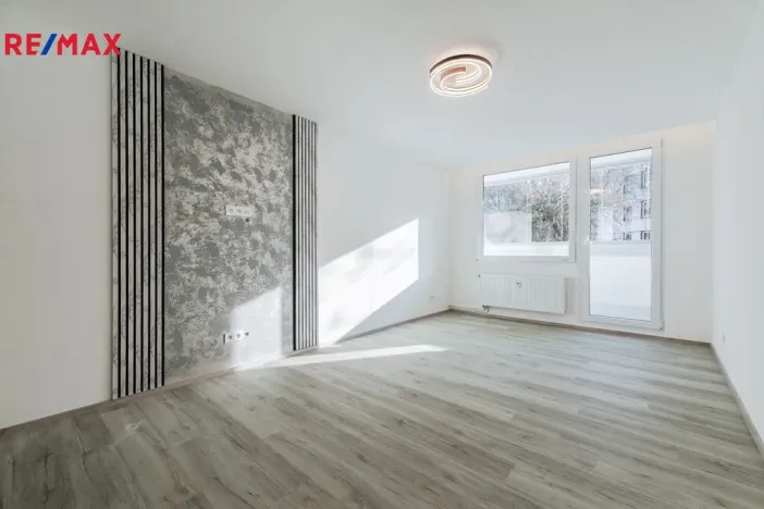 Pronájem bytu 3+1, Praha - Střížkov, Habartická, 61 m2