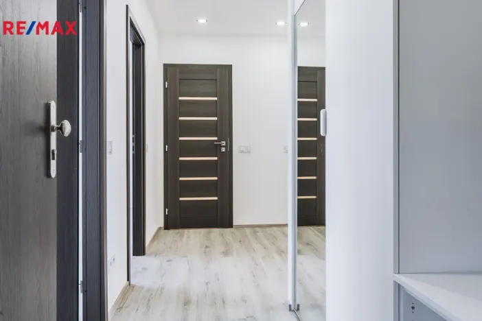 Pronájem bytu 3+1, Praha - Střížkov, Habartická, 61 m2