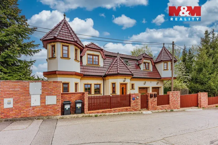 Prodej bytu 4+1, Praha, Dobrošovská, 117 m2