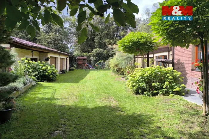 Prodej obchodního prostoru, Bechyně, 340 m2