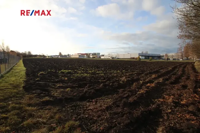 Prodej komerčního pozemku, Kolín, 15659 m2