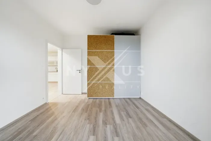 Prodej bytu 2+kk, Praha - Modřany, K Vystrkovu, 57 m2