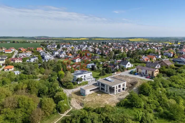 Prodej vily, Praha - Dejvice, Horoměřická, 780 m2