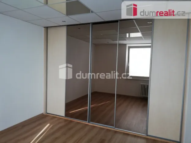 Pronájem bytu 4+1, Teplice - Trnovany, Krušnohorská, 78 m2