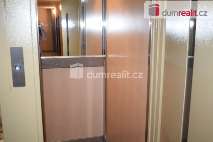 Pronájem bytu 4+1, Teplice - Trnovany, Krušnohorská, 78 m2