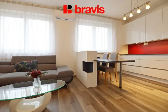 Pronájem bytu 2+kk, Brno - Slatina, Šmahova, 64 m2