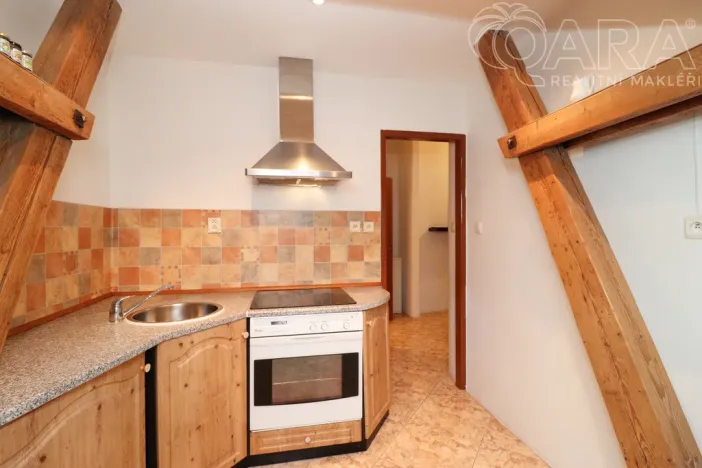 Pronájem bytu 1+1, Praha - Kobylisy, Davídkova, 45 m2