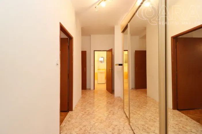 Pronájem bytu 1+1, Praha - Kobylisy, Davídkova, 45 m2