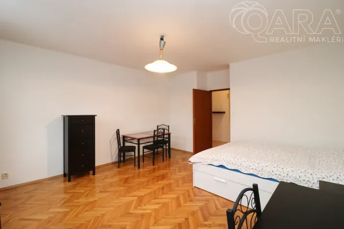 Pronájem bytu 1+1, Praha - Kobylisy, Davídkova, 45 m2