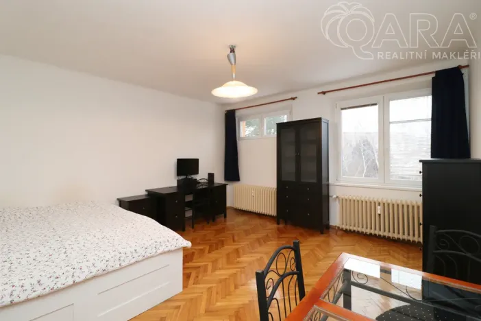 Pronájem bytu 1+1, Praha - Kobylisy, Davídkova, 45 m2