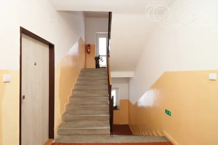 Pronájem bytu 1+1, Praha - Kobylisy, Davídkova, 45 m2