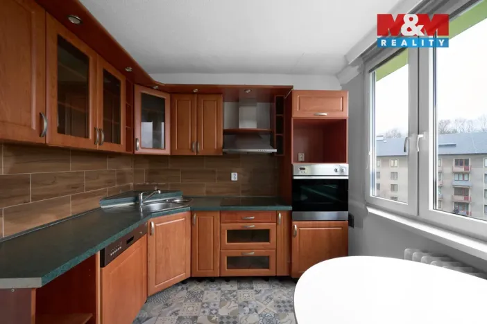 Prodej bytu 3+1, Náchod - Staré Město nad Metují, Pražská, 64 m2