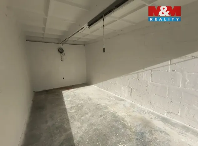 Prodej garáže, Slaný, Ouvalova, 19 m2