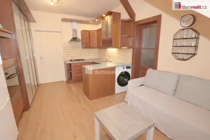 Prodej bytu 2+kk, Praha - Strašnice, Srbínská, 43 m2