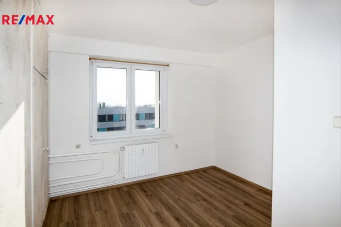 Pronájem bytu 3+1, Praha - Břevnov, Na Petřinách, 63 m2