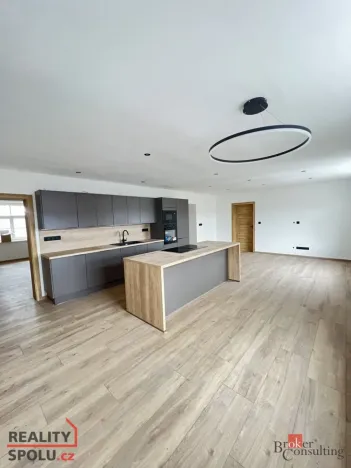 Prodej bytu 3+kk, Liberec - Liberec III-Jeřáb, Křepelčí, 85 m2