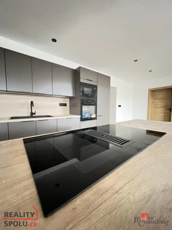 Prodej bytu 3+kk, Liberec - Liberec III-Jeřáb, Křepelčí, 85 m2