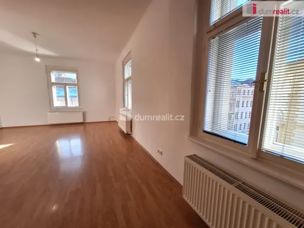 Pronájem bytu 2+kk, Praha, Kamenická, 61 m2