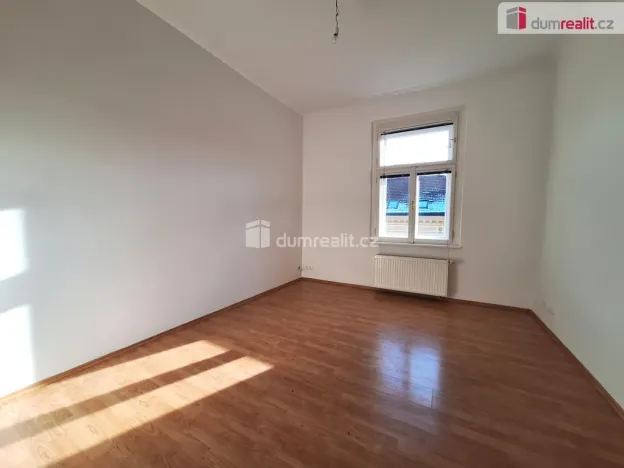 Pronájem bytu 2+kk, Praha, Kamenická, 61 m2