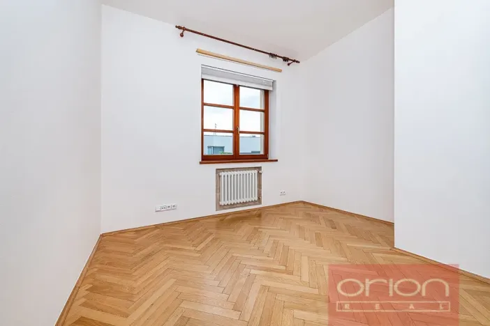 Pronájem rodinného domu, Praha - Břevnov, Oddělená, 316 m2