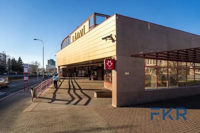 Prodej bytu 3+1, Praha - Libeň, Na Slovance, 77 m2