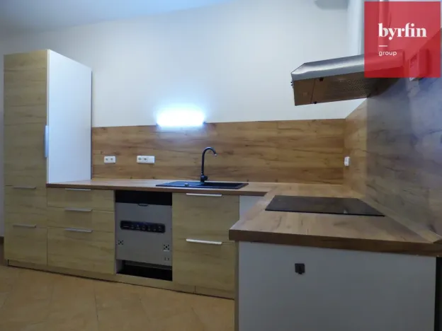 Pronájem bytu 3+kk, Opava, Kolářská, 83 m2