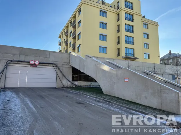 Pronájem garáže, Liberec, 16 m2