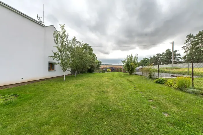 Prodej pozemku pro bydlení, Služovice, 784 m2