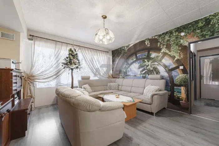 Prodej bytu 3+1, Orlová - Lutyně, Vnitřní, 72 m2