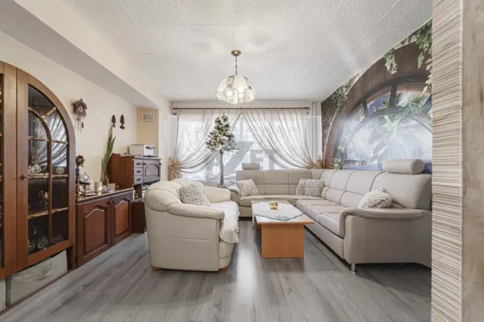 Prodej bytu 3+1, Orlová - Lutyně, Vnitřní, 72 m2