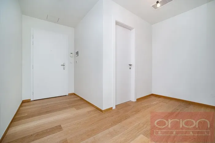 Pronájem bytu 4+kk, Praha - Smíchov, Holečkova, 211 m2