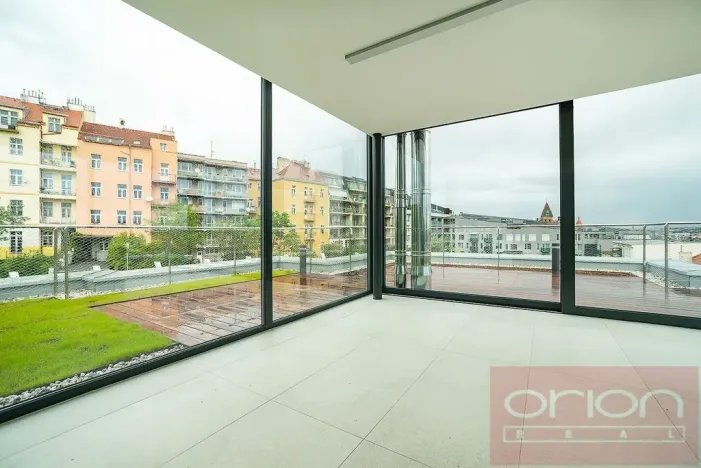 Pronájem bytu 4+kk, Praha - Smíchov, Holečkova, 211 m2
