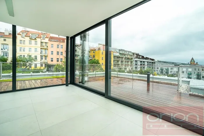 Pronájem bytu 4+kk, Praha - Smíchov, Holečkova, 211 m2