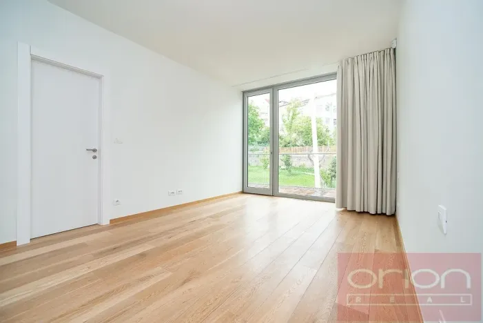 Pronájem bytu 4+kk, Praha - Smíchov, Holečkova, 211 m2